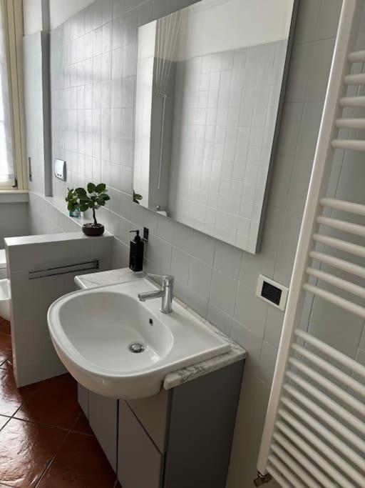 Ponthouse: Navigli, Iulm, Romolo Apartment Milan Luaran gambar